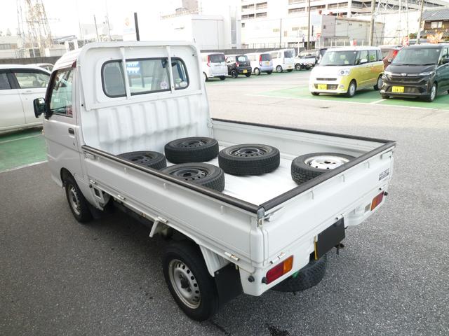 ハイゼットトラック エアコン・パワステ　スペシャル　エアコン　パワステ　４ＷＤ　タイヤ４本新品装着　バッテリー新品（30枚目）