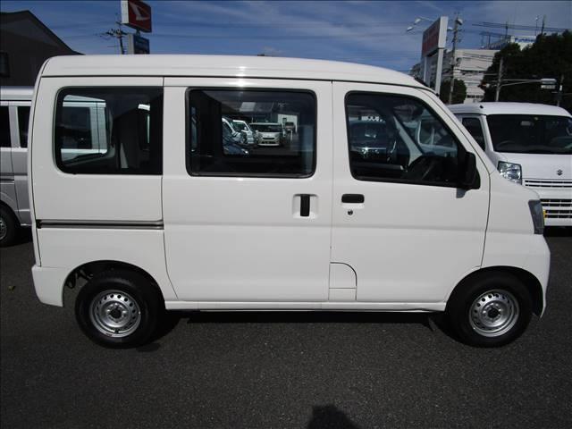 スペシャル 4WD 4AT ハイルーフ(3枚目)