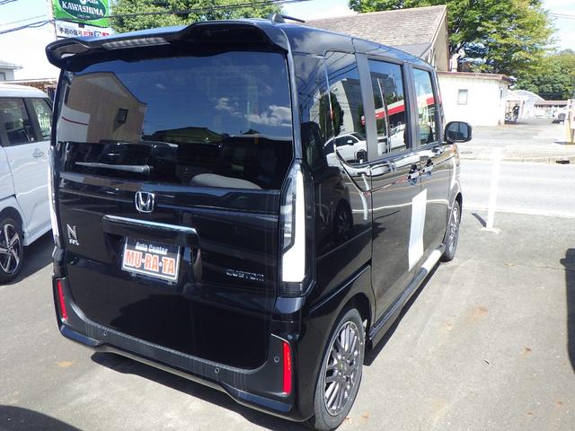 Ｎ－ＢＯＸカスタム ターボ　純正９インチナビ　フルセグＴＶ　バックカメラ　両側パワースライドドア　ホンダセンシング　ＥＴＣ　純正１５インチＡＷ　ＬＥＤオートヘッドライト　前席シートヒーター　キーフリー　革巻ハンドル　パドルシフト（4枚目）