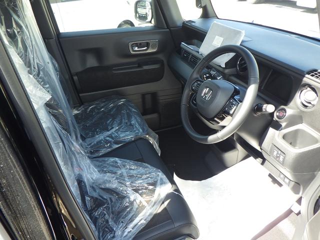 Ｎ－ＢＯＸカスタム ターボ　純正９インチナビ　フルセグＴＶ　バックカメラ　両側パワースライドドア　ホンダセンシング　ＥＴＣ　純正１５インチＡＷ　ＬＥＤオートヘッドライト　前席シートヒーター　キーフリー　革巻ハンドル　パドルシフト（9枚目）