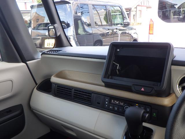 Ｎ－ＢＯＸ ベースグレード　ホンダセンシング　パワースライドドア　キーフリー　電動パーキング　　前席シートヒーター　４スピーカー　３６０°スーパーＵＶ・ＩＲカットパッケージ　ＵＳＢソケット　ＬＥＤオートヘッドライト（20枚目）