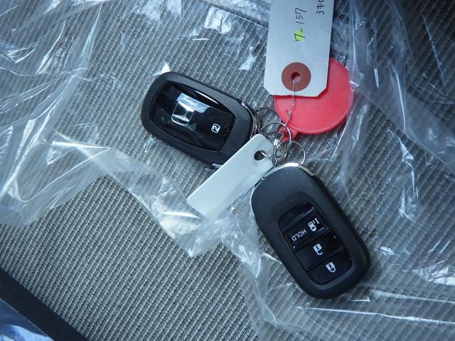 Ｎ－ＢＯＸ ベースグレード　ホンダセンシング　パワースライドドア　キーフリー　電動パーキング　　前席シートヒーター　４スピーカー　３６０°スーパーＵＶ・ＩＲカットパッケージ　ＵＳＢソケット　ＬＥＤオートヘッドライト（21枚目）