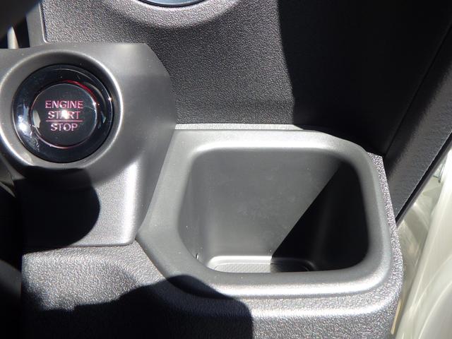 Ｎ－ＢＯＸカスタム ベースグレード　純正８インチディスプレイオーディオ　ホンダセンシング　両側パワースライドドア　電動パーキング　ＬＥＤオートヘッドライト　キーフリー　前席シートヒーター　純正１４インチＡＷ　ＵＳＢソケット（11枚目）