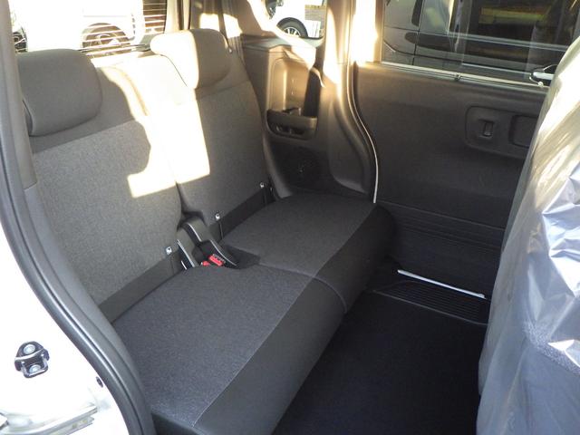 Ｎ－ＢＯＸカスタム ベースグレード　カスタム　純正８インチナビ　フルセグＴＶ　バックカメラ　パワースライドア　キーフリーＬＥＤオートヘッドライト　ＵＳＢソケット　純正１４インチＡＷ　電動パーキング　前席シートヒーター（10枚目）