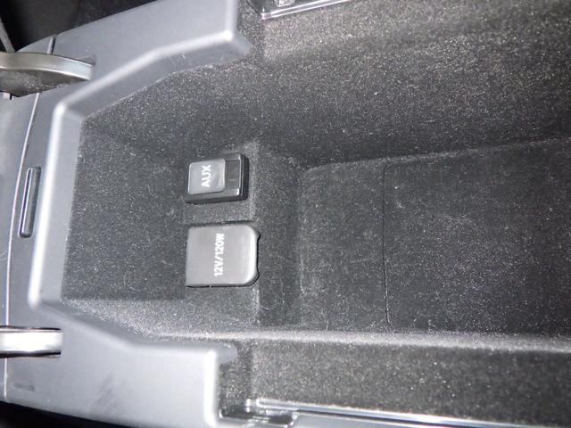 IS IS250 HID プッシュスタート キーフリー ETC 社外品マフラー 18インチSSRホイール 前席パワーシート レーダー探知機 ドライブレコーダー バックカメラ USBソケット フォグランプ(15枚目)