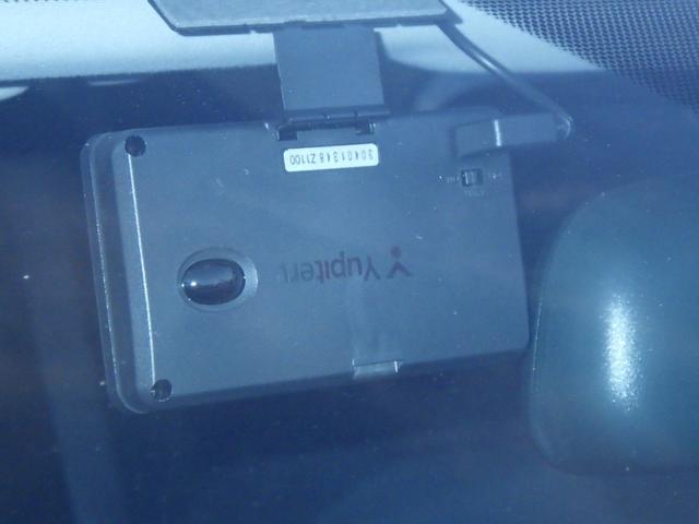 IS IS250 HID プッシュスタート キーフリー ETC 社外品マフラー 18インチSSRホイール 前席パワーシート レーダー探知機 ドライブレコーダー バックカメラ USBソケット フォグランプ(33枚目)