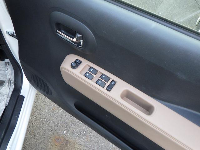 ミラココア ココアプラスＸ　ＬＥＤヘッドライト　ＬＥＤフォグ　ルーフレール　キーフリー　両席エアバッグ　ＡＢＳ　社外品ナビ　フルセグＴＶ　バックカメラ　専用ホイールキャップ　茶色メイン内装　アイドリングストップ　電格ミラー（7枚目）