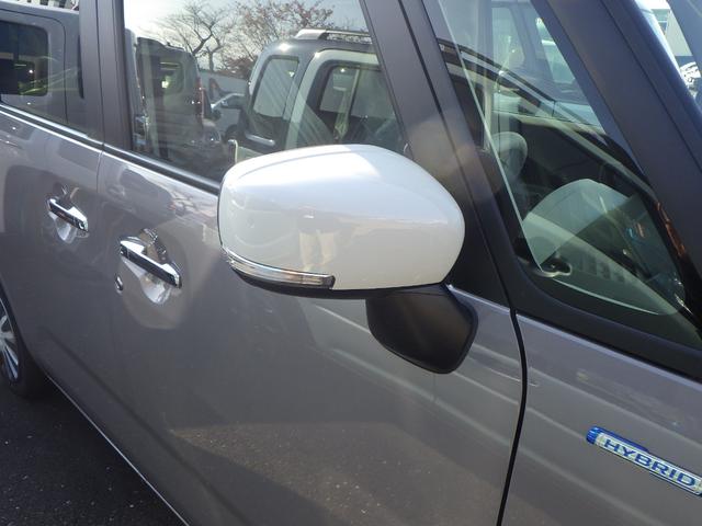 ワゴンＲスマイル ハイブリッドＸ　ツートン　ＤＳＢＳＩＩ　キーフリー　電動パーキング　ＬＥＤヘッドライト　前席シートヒーター　アイドリングストップ　両側パワースライドドア　３６０°プレミアムＵＶ＆ＩＲカットガラス　ファブリックシート（7枚目）