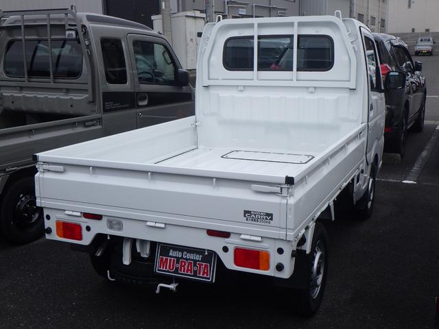 キャリイトラック ＫＣエアコン・パワステ　４ＷＤ　４ＡＴ　ＤＣＢＳ　キーレス　パワーウンドウ　３方開荷台　ＡＭ　ＦＭラジオ　アイドリングストップ　エアコン　パワステ　アングル　間欠ワイパー　両席エアバッグ　ＡＢＳ（3枚目）