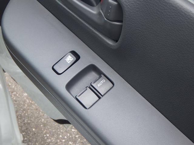 キャリイトラック ＫＣエアコン・パワステ　４ＷＤ　４ＡＴ　ＤＣＢＳ　キーレス　パワーウンドウ　３方開荷台　ＡＭ　ＦＭラジオ　アイドリングストップ　エアコン　パワステ　アングル　間欠ワイパー　両席エアバッグ　ＡＢＳ（7枚目）