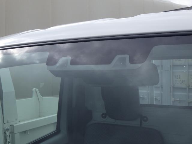 キャリイトラック ＫＣエアコン・パワステ　４ＷＤ　４ＡＴ　ＤＣＢＳ　キーレス　パワーウンドウ　３方開荷台　ＡＭ　ＦＭラジオ　アイドリングストップ　エアコン　パワステ　アングル　間欠ワイパー　両席エアバッグ　ＡＢＳ（23枚目）