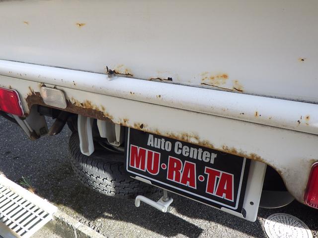 キャリイトラック 　アーム式ゲートリフター　ＡＴ　４ＷＤ　ＣＤデッキ　ＥＴＣ車載器　オートマ　運転席エアバッグ　パワステ　ドライブレコーダー　レベライザー　荷台マット　ゲートプロテクター　作業灯（4枚目）