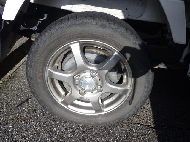 キャリイトラック 　アーム式ゲートリフター　ＡＴ　４ＷＤ　ＣＤデッキ　ＥＴＣ車載器　オートマ　運転席エアバッグ　パワステ　ドライブレコーダー　レベライザー　荷台マット　ゲートプロテクター　作業灯（37枚目）