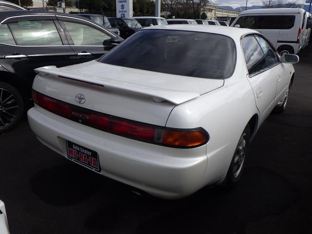 カリーナＥＤ Ｘ　５速ミッション　３Ｓ－ＦＥ型　２．０Ｌエンジン　ＦＦ駆動　サイドドアビーム　エアバッグ　純正ＣＤデッキ　カセットデッキ　ツイーター　オートエアコン　電格ミラー　純正アルミホイール（19枚目）