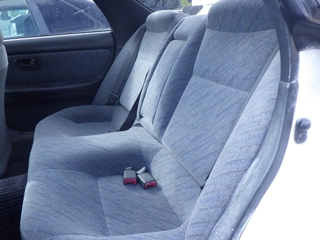 カリーナＥＤ Ｘ　５速ミッション　３Ｓ－ＦＥ型　２．０Ｌエンジン　ＦＦ駆動　サイドドアビーム　エアバッグ　純正ＣＤデッキ　カセットデッキ　ツイーター　オートエアコン　電格ミラー　純正アルミホイール（27枚目）