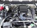 エンジンは660cc 直列3気筒DOHC、ジムニー専用にチューニングしたR06A型ターボエンジンを搭載