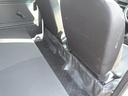 後部座席足もと