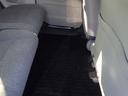 後部座席足もと