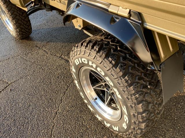 ハイゼットトラック ダイハツ ジャンボｓａｉｉｉｔ ４ｗｄ ４インチリフトｕｐ ハロースペシャル １４インチアルミ オーバーフェンダー ｍａｘｘｉｓ２７ ８ ５０ｒマッドタイヤ グリルガード シーケンシャルｌｅｄテール サムライピック サイドミラー 兵庫県