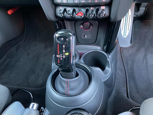 ＭＩＮＩ ジョンクーパーワークス　アクティブクルーズコントロール　パークディスタンスコントロール　シートヒーター　ボンネットストライプ　リアビューカメラパッケージ　ＰＲＯエアロダイナミックアップグレードキット　ＨＤＤナビ　ＥＴＣ２．０（59枚目）