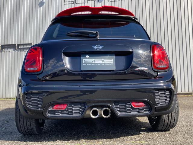 ＭＩＮＩ ジョンクーパーワークス　後期　６ＭＴ　ＯＺ１８インチホイール　純正ＨＤＤナビ　ヘッドアップディスプレイ　ボンネットストライプ（12枚目）