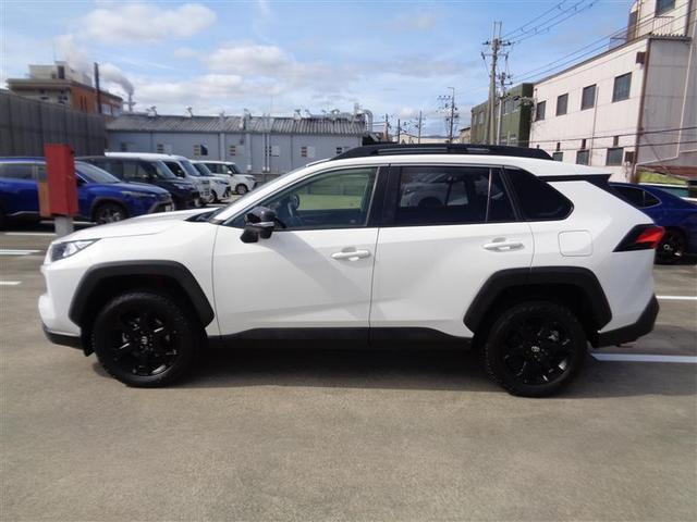 ＲＡＶ４ アドベンチャー　オフロードパッケージ　トヨタ認定中古車　４ＷＤ　ディスプレイオーディオ　バックモニター　衝突被害軽減ブレーキ　踏み間違い防止装置　運転席パワーシート　１８インチアルミ　オートドライブ　盗難防止装置　デュアルエアバッグ（2枚目）