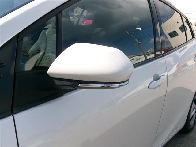 プリウス Ａ　トヨタ認定中古車　ＰＣＳ　ＬＥＤランプ　４ＷＤ　オートエアコン　ＥＴＣ付　ナビ＆ＴＶ　スマートキー　オートクルーズ　デュアルエアバッグ　カーテンエアバッグ　ＡＢＳ　メモリーナビ　エアバッグ　キーレス（16枚目）