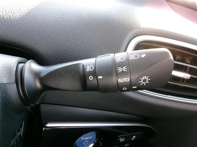 プリウス Ａ　トヨタ認定中古車　ＰＣＳ　ＬＥＤランプ　４ＷＤ　オートエアコン　ＥＴＣ付　ナビ＆ＴＶ　スマートキー　オートクルーズ　デュアルエアバッグ　カーテンエアバッグ　ＡＢＳ　メモリーナビ　エアバッグ　キーレス（26枚目）