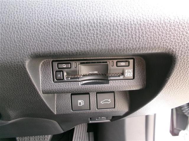 クラウンクロスオーバー Gアドバンスド トヨタ認定中古車 衝突軽減装置 フルセグ クルコン 横滑防止装置 ドライブレコーダー LEDヘッドライト Bカメラ Pシート ETC オートエアコン AC100V電源 エアバッグ 4WD キーレス(19枚目)