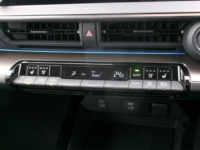 プリウス Ｚ　トヨタ認定中古車　インテリジェントクリアランスソナー　ＰＷシート　地デジＴＶ　ＡＷ　ＬＥＤヘッドライト　エアコン　バックモニター　ドライブレコーダー　ＡＣ１００Ｖ　オートクルーズ　４ＷＤ　キーレス（7枚目）