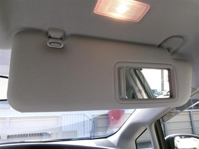 プリウス S トヨタ認定中古車 Bモニタ- フルセグ地デジ インテリキー デュアルエアバック エアB DVD再生可能 ナビTV AUTOエアコン 横スベリ防止 アルミホイール ETC装備 ABS サイドエアバッグ(26枚目)