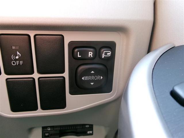 プリウス S トヨタ認定中古車 Bモニタ- フルセグ地デジ インテリキー デュアルエアバック エアB DVD再生可能 ナビTV AUTOエアコン 横スベリ防止 アルミホイール ETC装備 ABS サイドエアバッグ(27枚目)