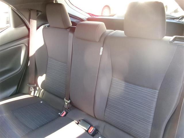 ヤリス ハイブリッドＺ　トヨタ認定中古車　プリクラッシュセーフティ　カーテンエアバッグ　ＬＥＤライト　オートクルーズ　横滑防止装置　４ＷＤ　アルミホイール　スマートキー　オートエアコン　キーレスエントリー　エアバッグ　ＡＢＳ（10枚目）