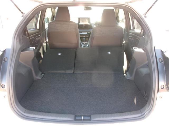 ヤリス ハイブリッドＺ　トヨタ認定中古車　プリクラッシュセーフティ　カーテンエアバッグ　ＬＥＤライト　オートクルーズ　横滑防止装置　４ＷＤ　アルミホイール　スマートキー　オートエアコン　キーレスエントリー　エアバッグ　ＡＢＳ（12枚目）