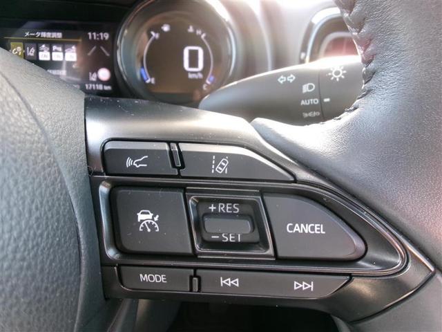 ヤリス ハイブリッドＺ　トヨタ認定中古車　プリクラッシュセーフティ　カーテンエアバッグ　ＬＥＤライト　オートクルーズ　横滑防止装置　４ＷＤ　アルミホイール　スマートキー　オートエアコン　キーレスエントリー　エアバッグ　ＡＢＳ（23枚目）
