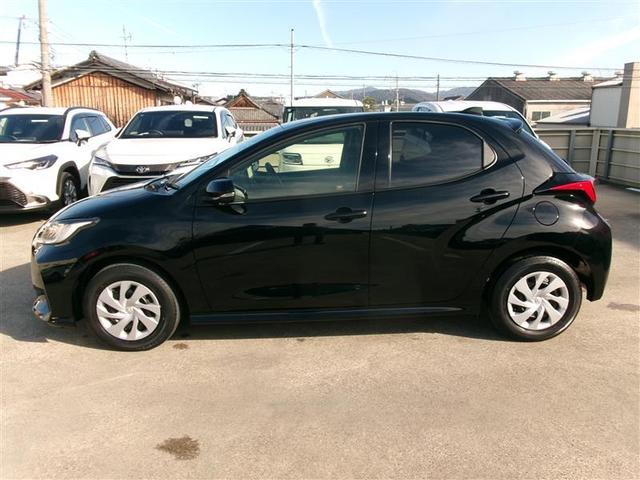 ヤリス ハイブリッドＧ　トヨタ認定中古車　ＬＥＤヘッドライト　フルセグＴＶ　サイドエアバッグ　バックモニター　ＥＴＣ車載器　横滑り防止装置　クルーズコントロール　メディアプレイヤー接続　点検記録簿　ディスプレイオーディオナビ（2枚目）