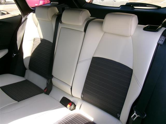 カローラツーリング ハイブリッド　ダブルバイビー　トヨタ認定中古車　メディアプレイヤー接続　バックモニター　フルセグＴＶ　ＬＥＤヘッドライト　点検記録簿　クルーズコントロール　横滑り防止　コネクティッドナビ　ドライブレコーダー　ＥＴＣ　ＡＢＳ（8枚目）