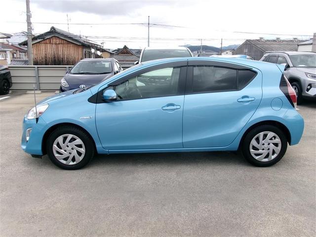 アクア Ｓ　トヨタ認定中古車　スマートキープッシュスタート　キーレスエントリ　ナビ＆ＴＶ　オートエアコン　デュアルエアバック　ＥＳＣ　Ｂカメラ　ＥＴＣ　ＳＲＳ　ワンセグＴＶ　パワーステアリング　ＡＢＳ（2枚目）