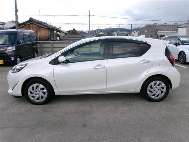 アクア Ｓスタイルブラック　トヨタ認定中古車　バックモニタ－　地デジフルセグ　ナビＴＶ　スマートキープッシュスタート　ＥＴＣ付き　Ｗエアバッグ　キーフリ　メモリーナビゲーション　横滑り防止装置付き　ＤＶＤプレーヤー　ＡＢＳ　ＰＳ（2枚目）