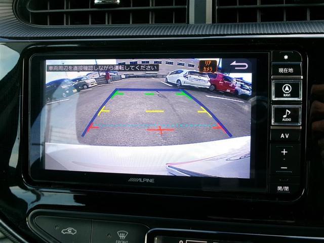 アクア Ｓスタイルブラック　トヨタ認定中古車　バックモニタ－　地デジフルセグ　ナビＴＶ　スマートキープッシュスタート　ＥＴＣ付き　Ｗエアバッグ　キーフリ　メモリーナビゲーション　横滑り防止装置付き　ＤＶＤプレーヤー　ＡＢＳ　ＰＳ（6枚目）