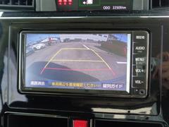 バックモニター付きですので、日常の駐車はもちろん、人や障害物のなど後方が映像で確認出来るので安心です！補助装置になりますので、目視でもご確認ください。 6