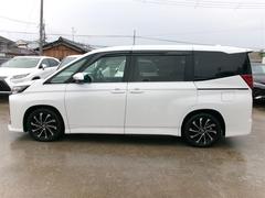 トヨタ認定中古車になります。まるごとクリーニングで見えない部分もまるごと洗浄しております。 2