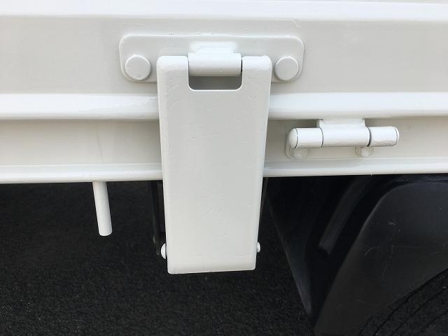 デュトロ ３ｔ積・セミロング・平ボディ　坂道発進補助装置・車線逸脱警報装置・ＥＴＣ・衝突軽減ブレーキ・スマートキー・アシストゲート・Ｂモニター・電動パーキング・左電格ミラー・荷台内寸　Ｌ３５５５　Ｗ１７８５　Ｈ３６８（21枚目）