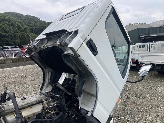 キャンター ２ｔ積・３段クレーン・タダノＺＲ２６３・フックイン・５ＭＴ　２ｔ積・３段クレーン・タダノＺＲ２６３・フックイン・５ＭＴ・３ペダル・荷台鉄板張り・ロープ穴３対・クレーン同年式・メッキパーツ・シートカバー・荷台内寸　Ｌ３４５４　Ｗ１７８８　Ｈ４１０（17枚目）