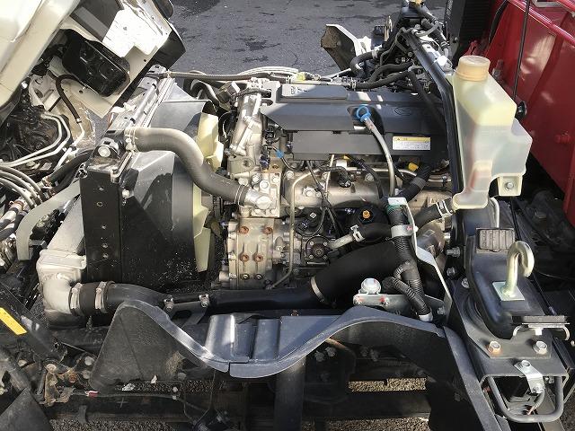 キャンター 3.45t積・4段クレーン・超ロング・ワイド・ラジコン 3.45t積・4段クレーン・UNIC製URG-264・超ロング・ワイド・ラジコン・車線逸脱警報装置・衝突軽減ブレーキ・ETC・Bモニター・左電格ミラーロープフック4対・内寸L4415W2081H384(28枚目)