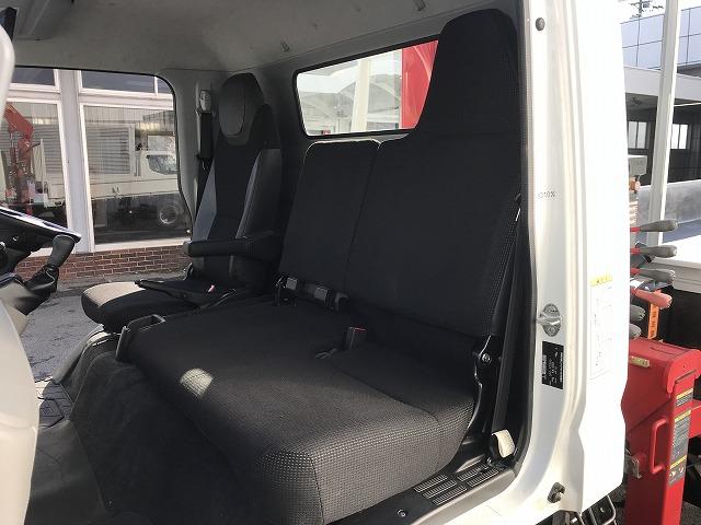 キャンター 3.45t積・4段クレーン・超ロング・ワイド・ラジコン 3.45t積・4段クレーン・UNIC製URG-264・超ロング・ワイド・ラジコン・車線逸脱警報装置・衝突軽減ブレーキ・ETC・Bモニター・左電格ミラーロープフック4対・内寸L4415W2081H384(35枚目)