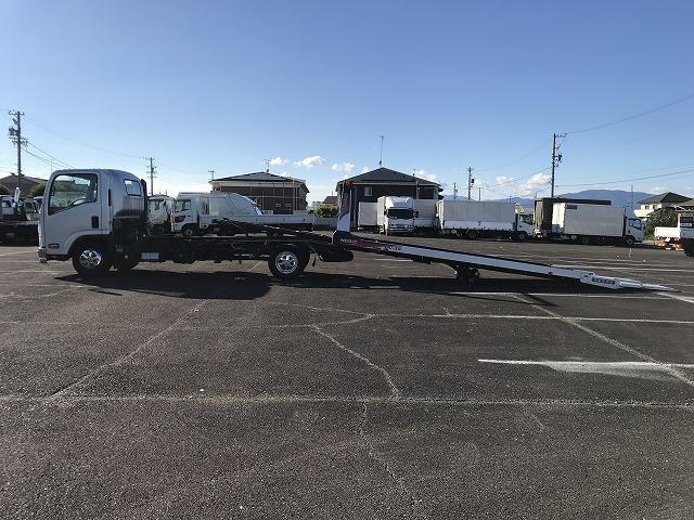 エルフトラック ３ｔ積・電動リアゲート・１オーナー・積載車・６ＭＴ　３ｔ積・積載車・ワンオーナー・６ＭＴ・ＮＥＯ５・電動リアゲート・ラジコン・坂道発進補助装置・社外ナビ、ＴＶ（ＡＶＮ－Ｒ７）左電格ミラー・ＥＴＣ・メッキパーツ・キーレス・荷台内寸　Ｌ５７０３　Ｗ２０６０（14枚目）