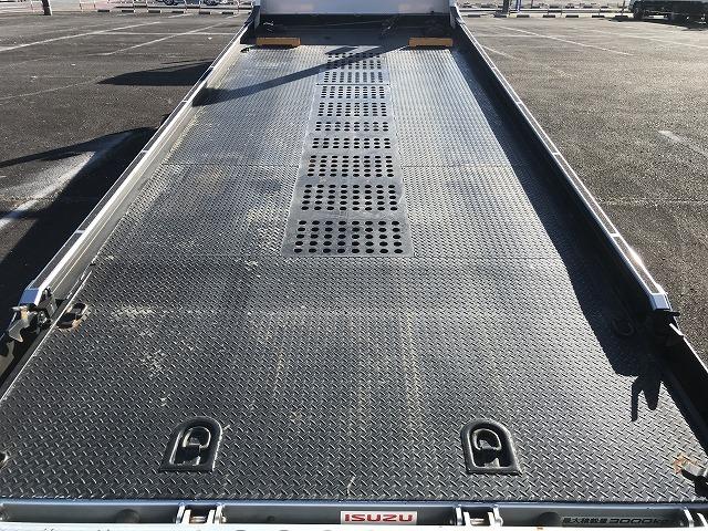 エルフトラック ３ｔ積・電動リアゲート・１オーナー・積載車・６ＭＴ　３ｔ積・積載車・ワンオーナー・６ＭＴ・ＮＥＯ５・電動リアゲート・ラジコン・坂道発進補助装置・社外ナビ、ＴＶ（ＡＶＮ－Ｒ７）左電格ミラー・ＥＴＣ・メッキパーツ・キーレス・荷台内寸　Ｌ５７０３　Ｗ２０６０（18枚目）