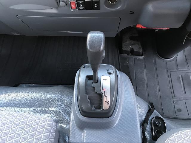 エルフトラック AT車・2.95t積・ S-RIDE・電動Rゲート・積載車 2.95t積・積載車・タダノ S-RIDE・AT・電動リアゲート・8チャンネルラジコン・AEBSカメラ・車線逸脱警報装置・左電格ミラー・キーレス・ETC・荷台内寸 L5703 W2070(28枚目)