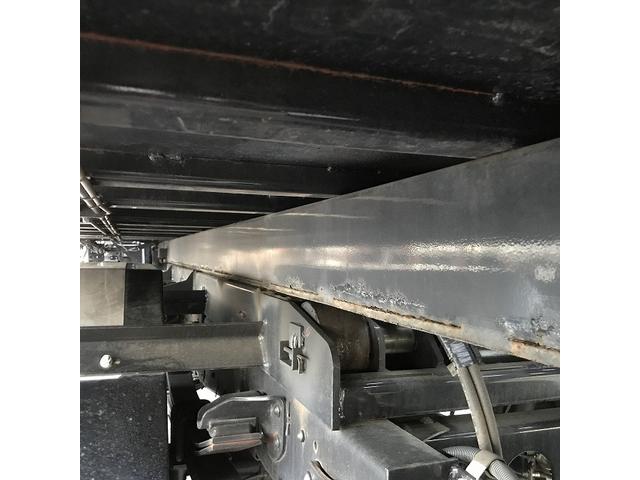 エルフトラック AT車・2.95t積・ S-RIDE・電動Rゲート・積載車 2.95t積・積載車・タダノ S-RIDE・AT・電動リアゲート・8チャンネルラジコン・AEBSカメラ・車線逸脱警報装置・左電格ミラー・キーレス・ETC・荷台内寸 L5703 W2070(33枚目)